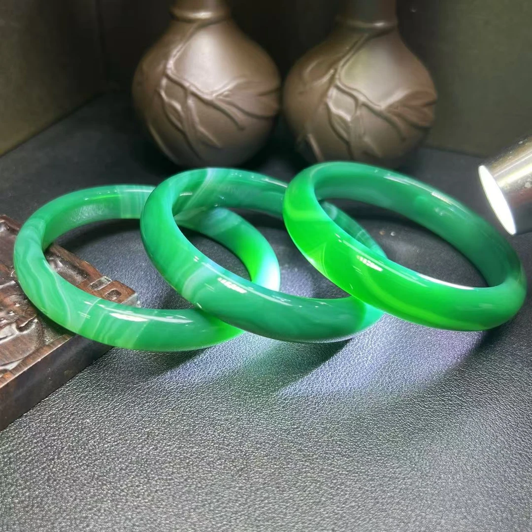 S7136【福嘟嘟】青碧芙蓉翠绿玛瑙手镯-送礼佳品-多样性只发一件