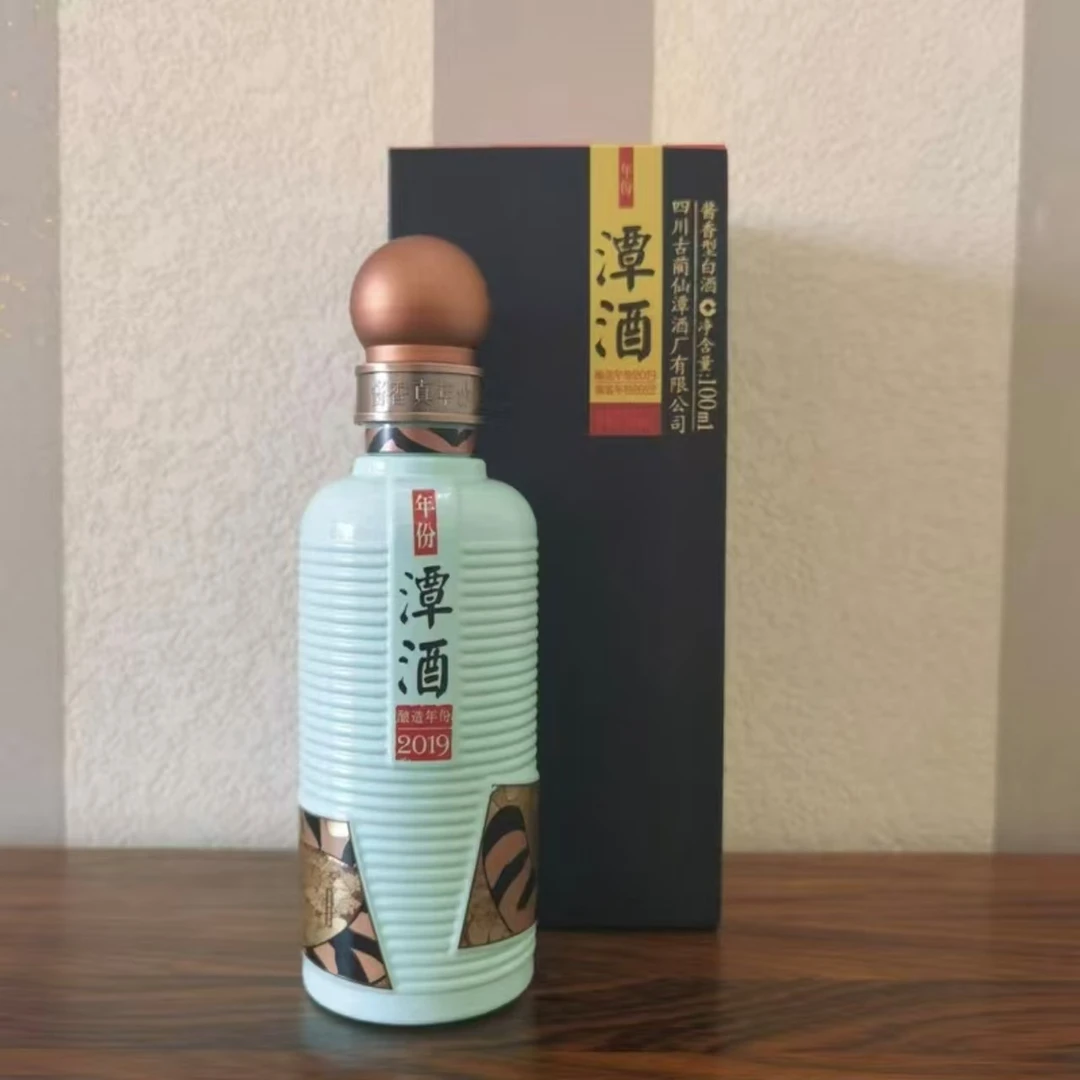 潭酒潭酒年份小酒(虎)53度100ml