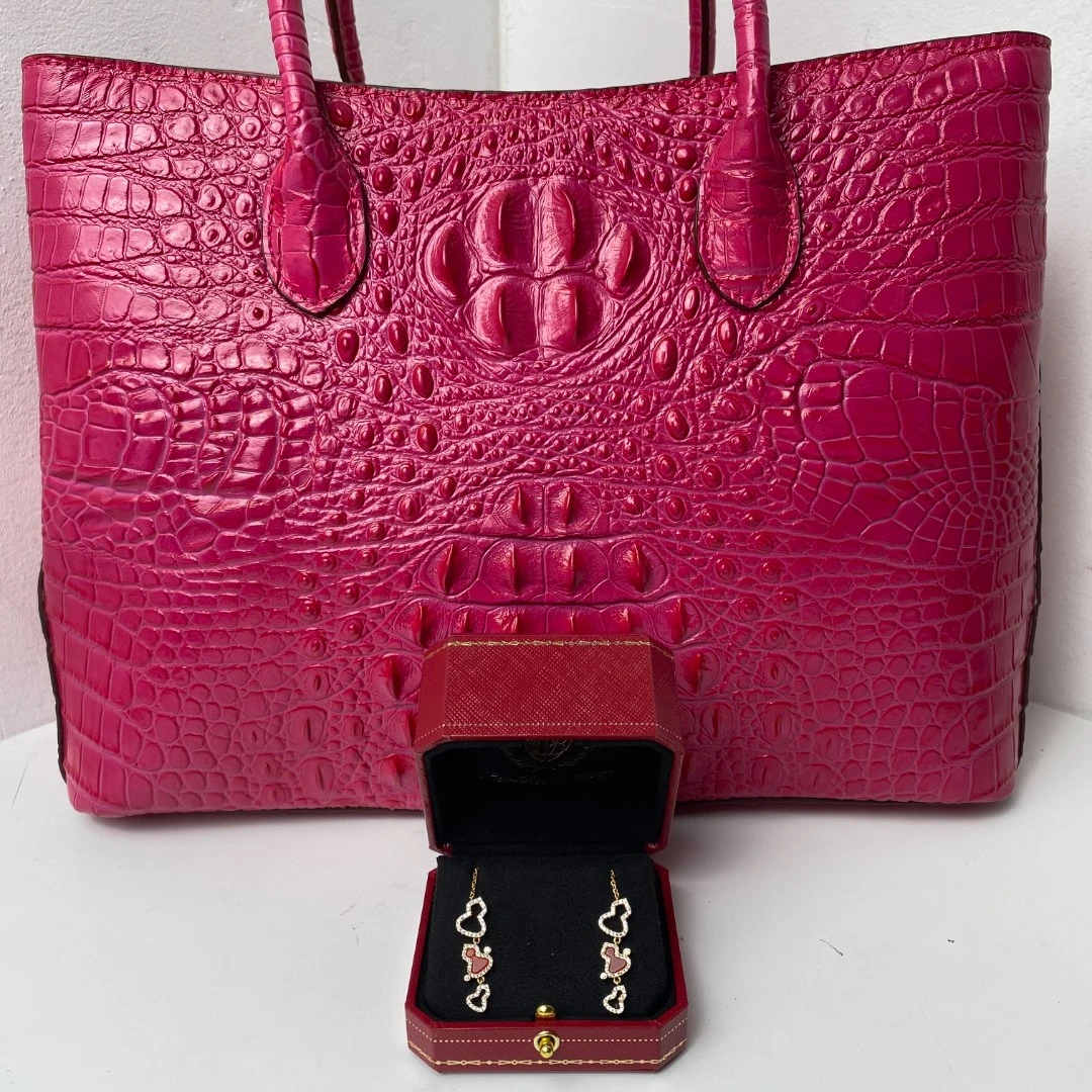 2240耳钉-时尚优雅设计耳钉赠礼盒