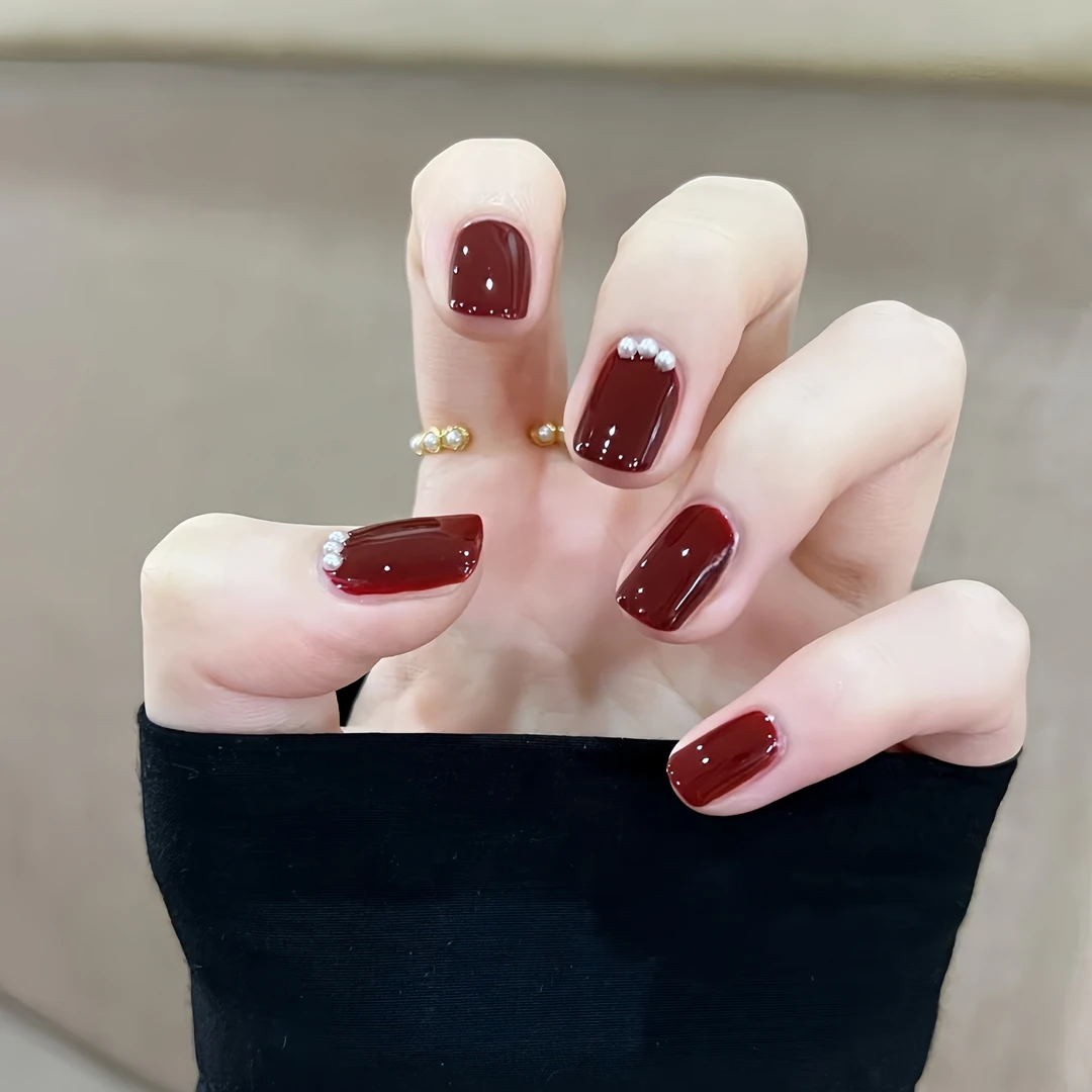 精致珍珠手工定制穿戴式甲片樱桃色显白短款成品假指甲气质美甲贴