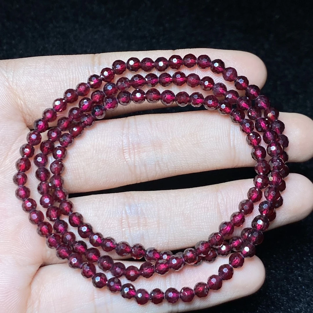 【云上叙】 V78395-F-酒红石榴切面手串-4mm+ （商城）