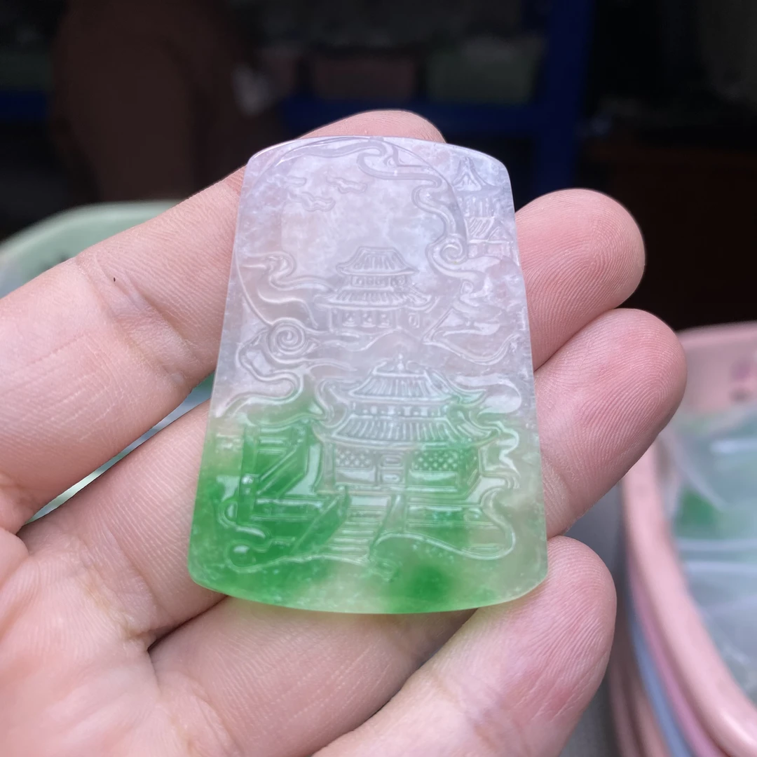 P177 飘花山水吊坠