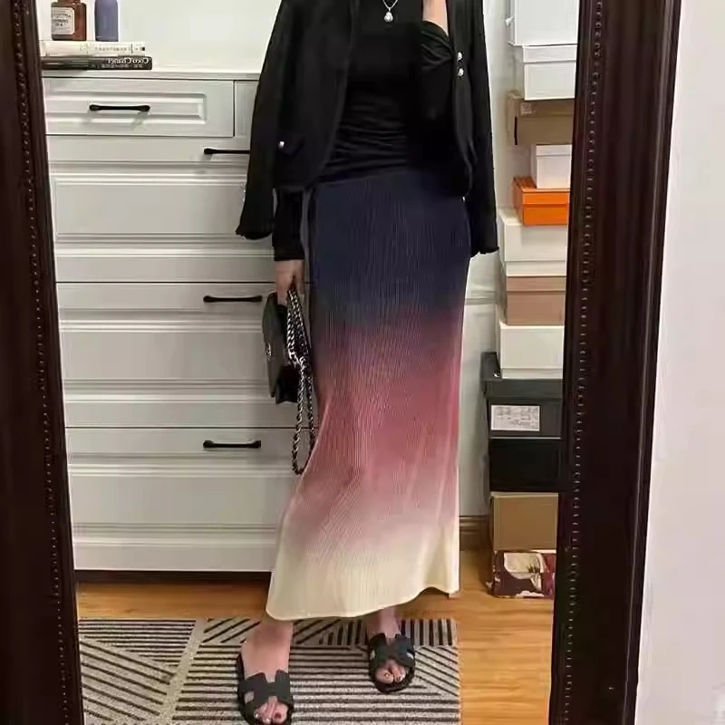 小众渐变褶皱半身裙女2024夏季宽松显瘦百搭气质压皱半裙高腰长裙