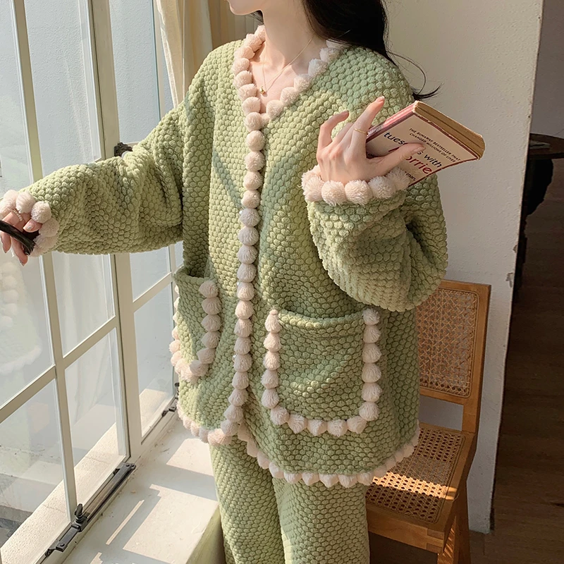 珊瑚绒睡衣女春秋冬季加厚保暖可爱外出法兰绒家居服爆款套绿色