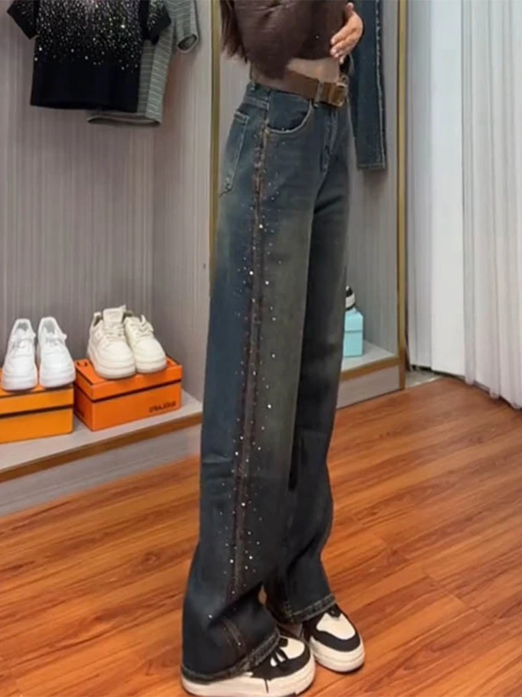 大码微胖复古重工烫钻牛仔裤女秋季设计感宽松显瘦时尚直筒阔腿裤