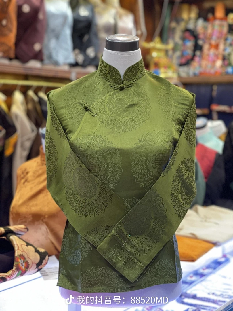 衬衣女装全手工缝裙子藏装上都可以搭配