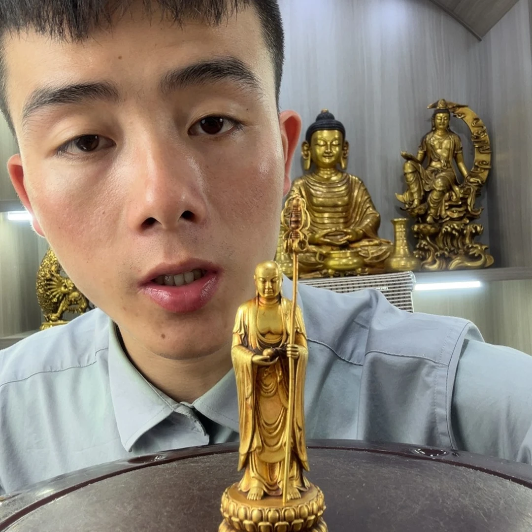 安*佛像的造型和造型