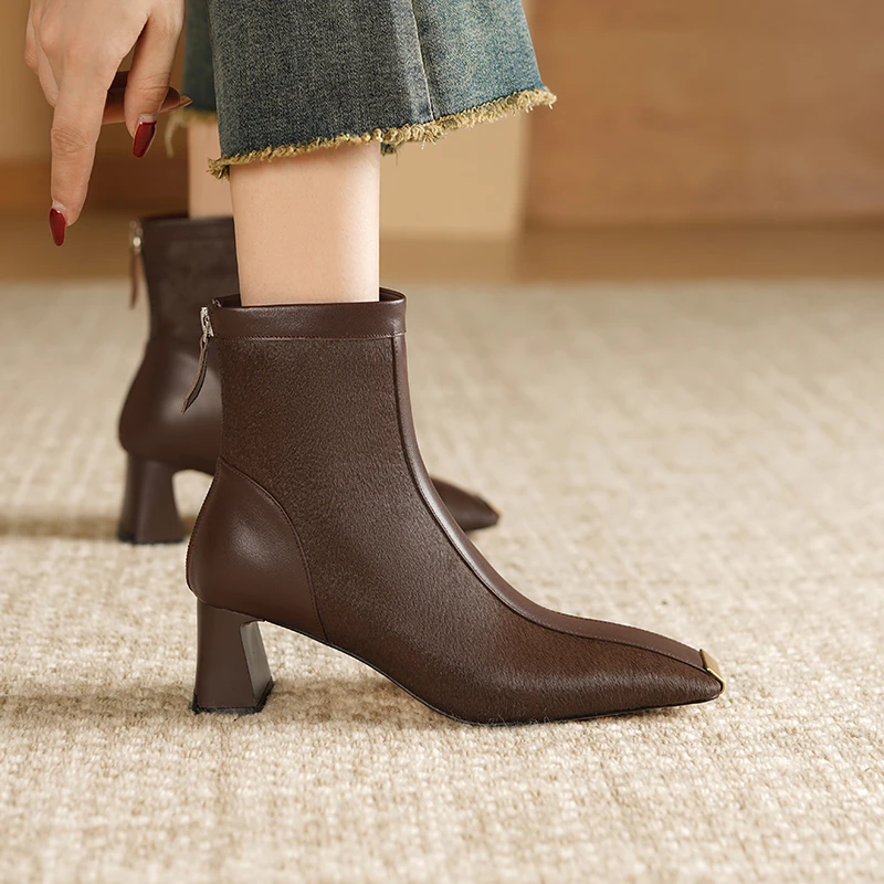 （跟高5cm）2024秋冬马毛拼接牛皮高奢金属铁头简约气质女靴8631