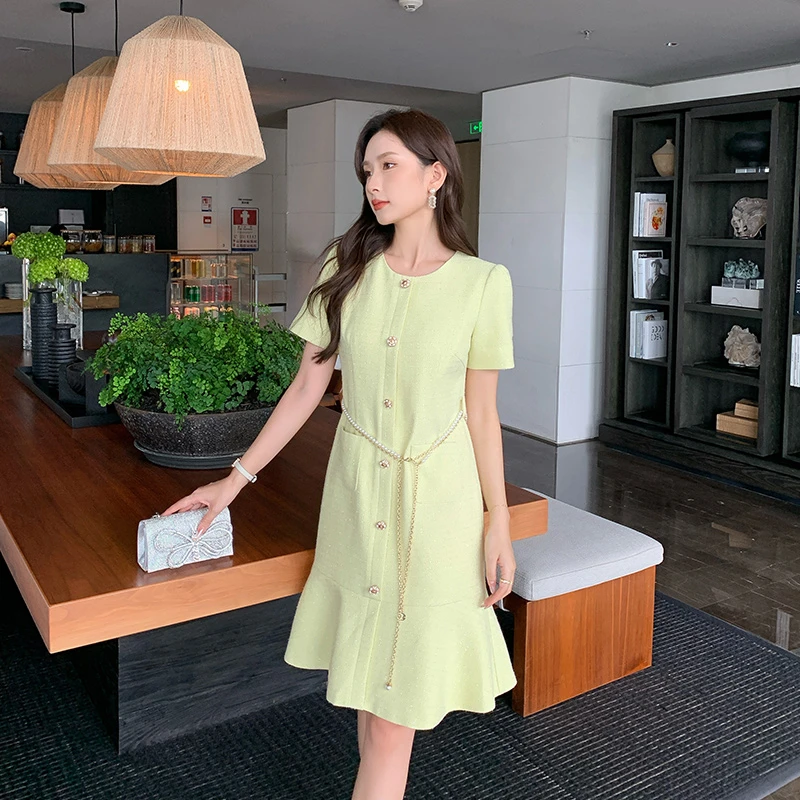 [奢姿轻奢系列]大码女装2025夏季链条时尚连衣裙胖妹妹荷叶摆裙子