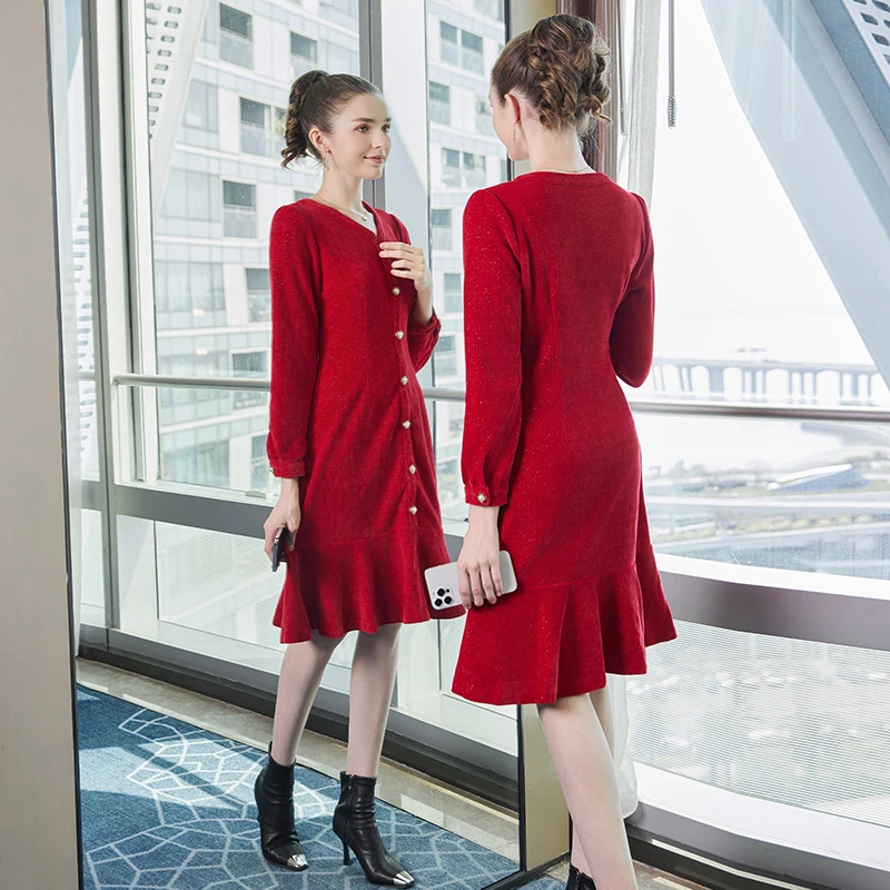 现货奢姿2023年冬季新款大码女装气质V领裙时尚鱼尾摆连衣裙