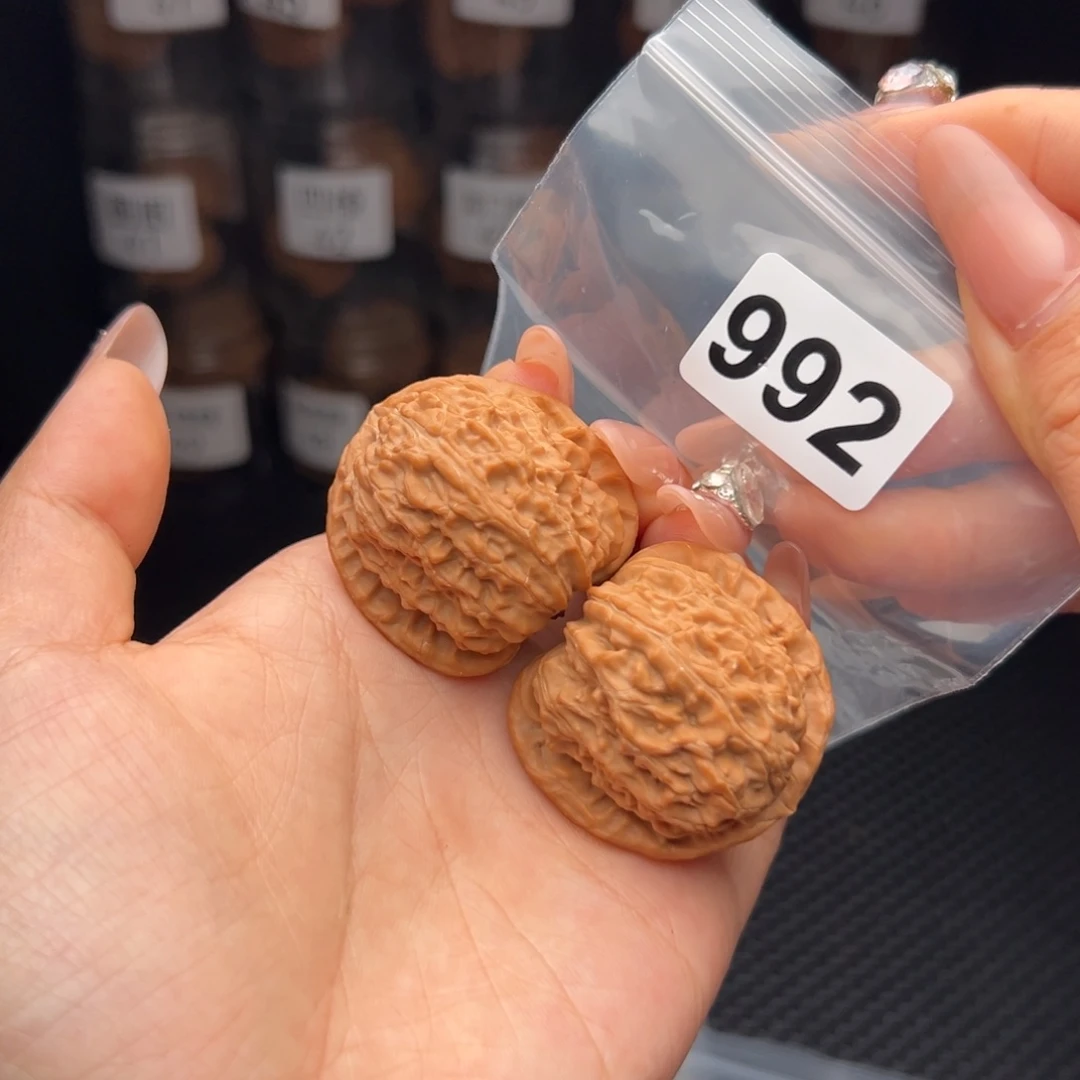 吊坠文玩核桃白狮子38全品
