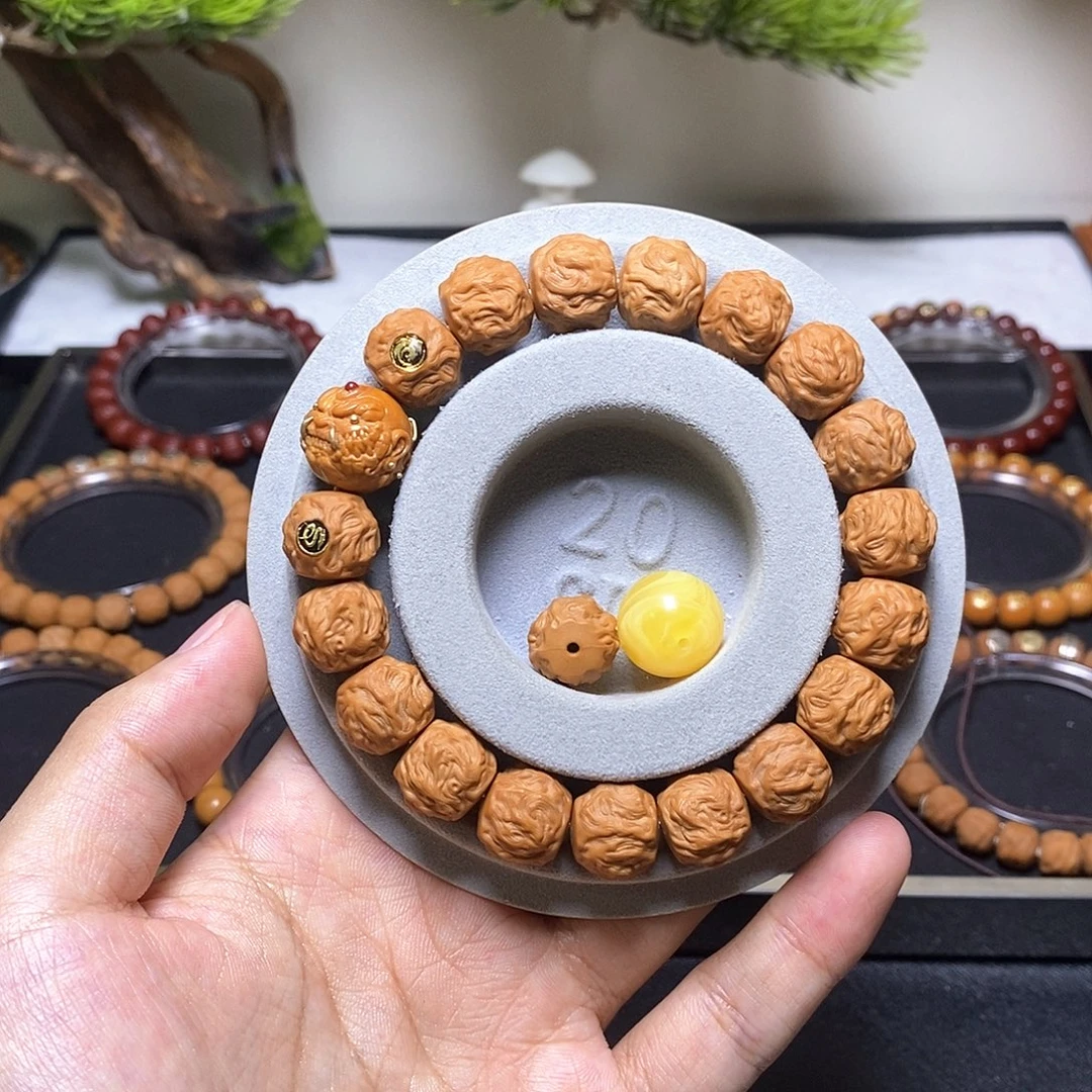 吊坠猴头核桃恶魔精工龙蛇之变尺寸14左右全品32号