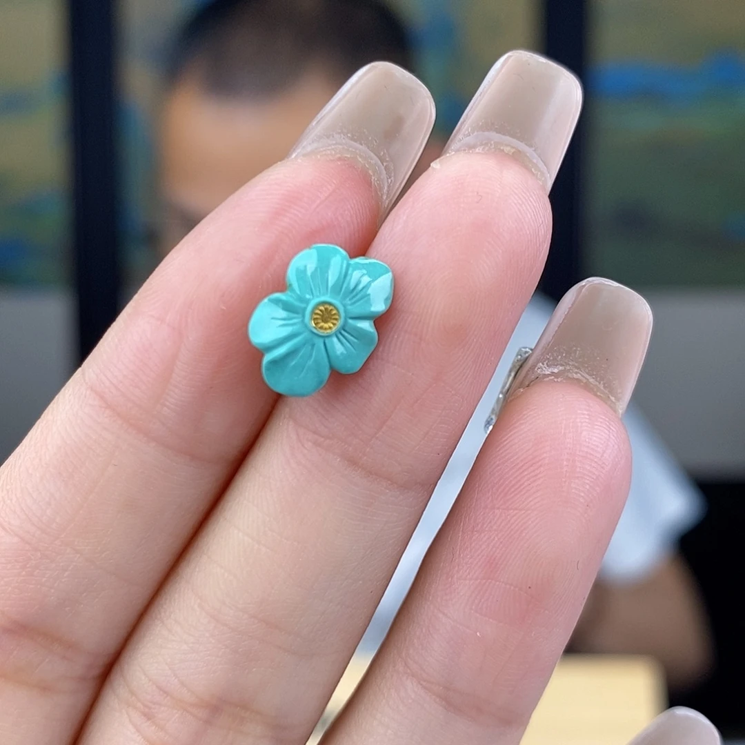 未镶嵌绿松石珠宝奇石