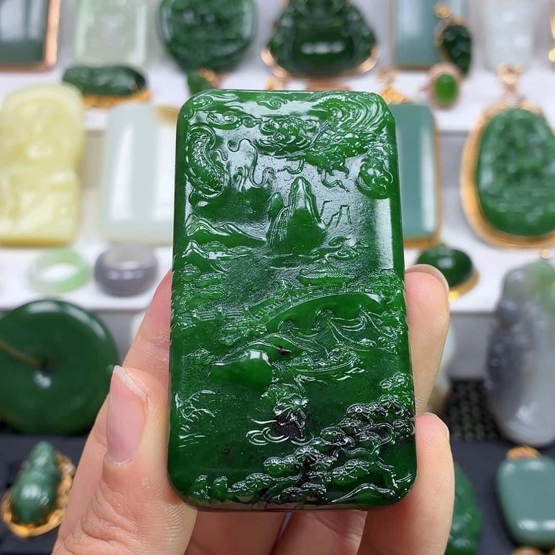 颈饰未镶嵌和田玉红皮大漏