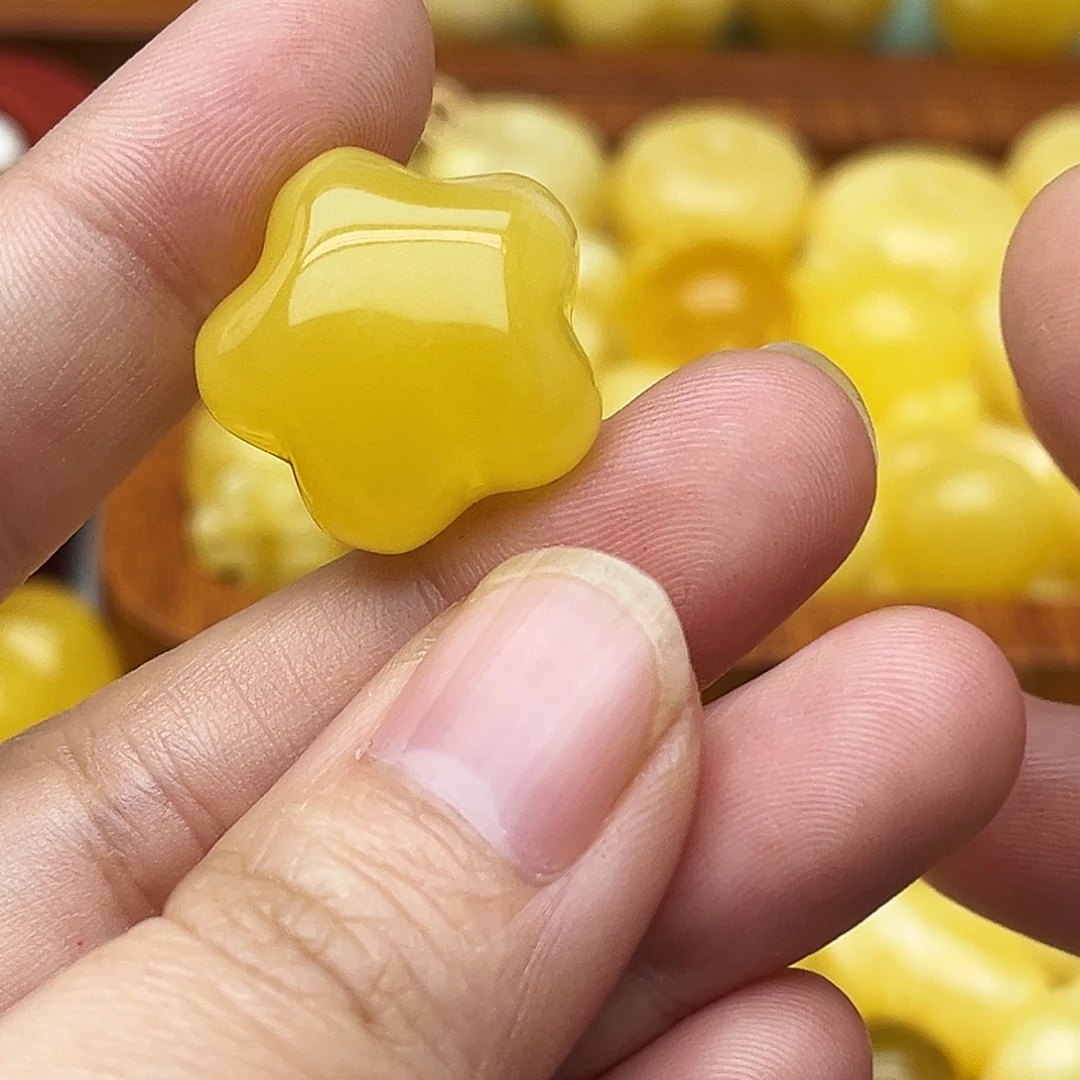 蜜蜡未镶嵌裸石配饰