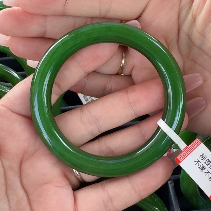 和田玉（碧玉）手镯未镶嵌