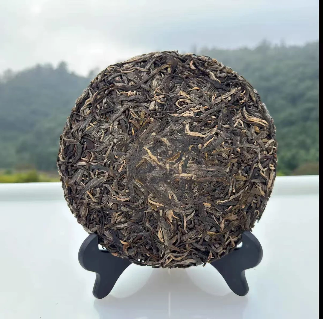 2025年忙肺自家古树/紧压茶/生茶/200克