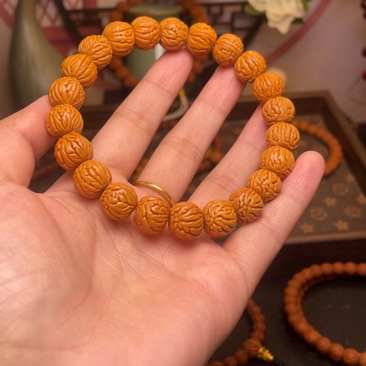 吊坠桃核龙纹桃核