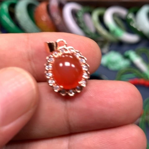 【闪购商品】翡翠未镶嵌颈饰