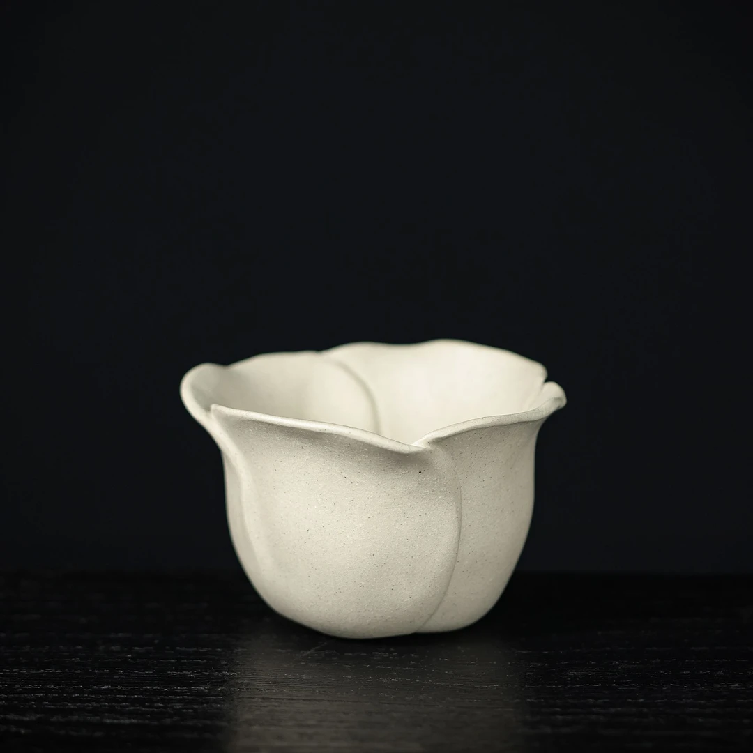 罐集-情人节献礼-玫瑰之恋之白玫瑰主人杯