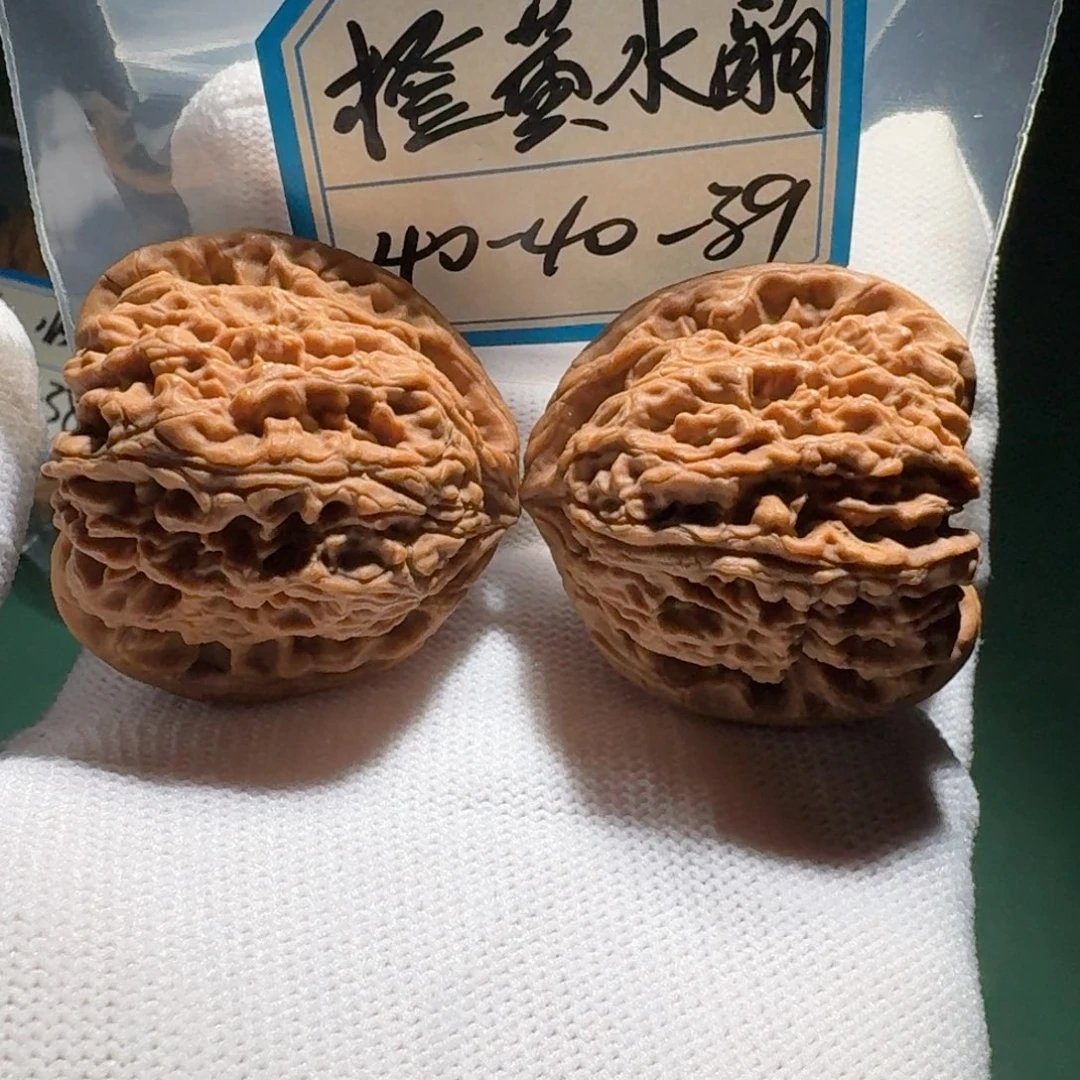 吊坠文玩核桃41号水晶皮