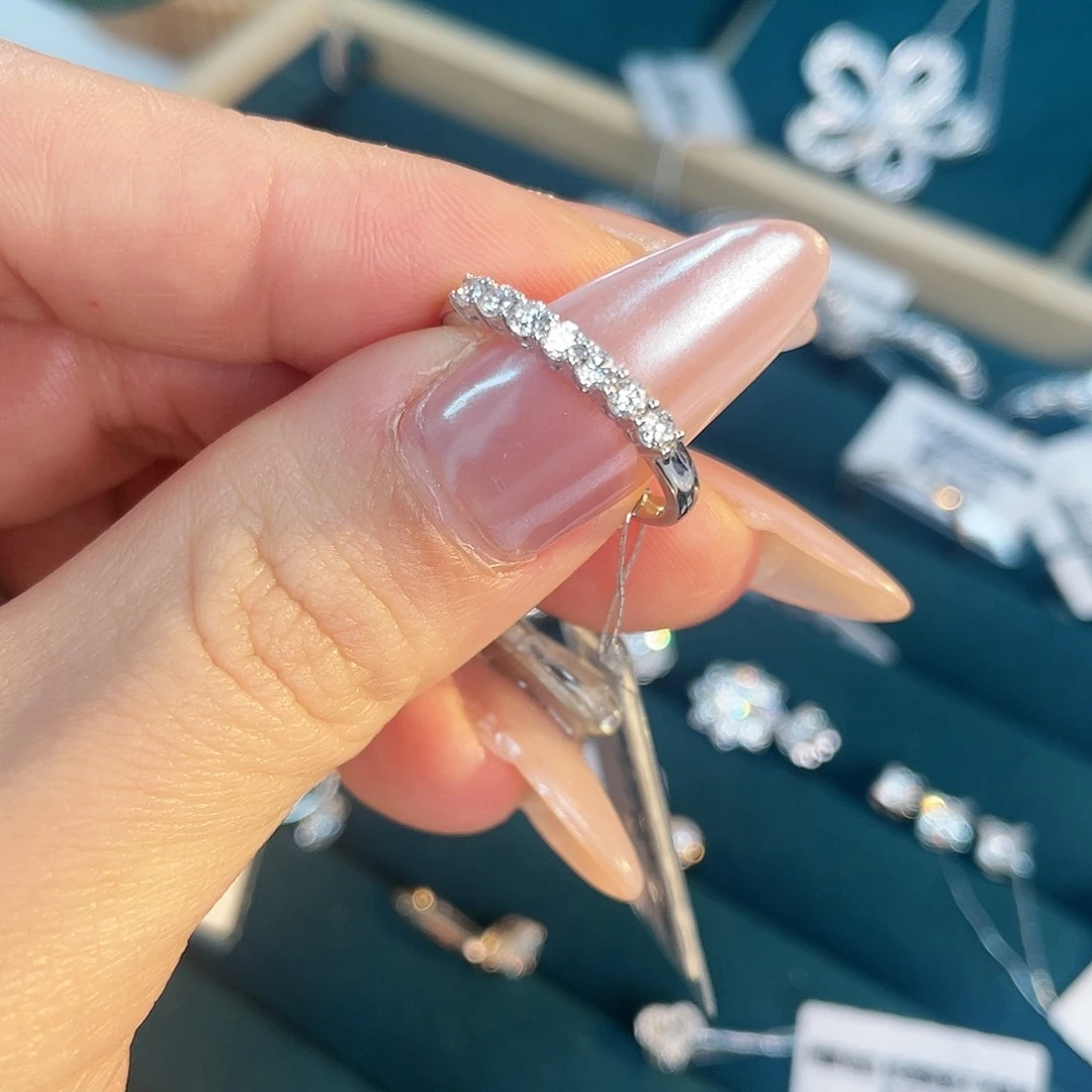 合成钻石18K金镶嵌七公主网球排戒13