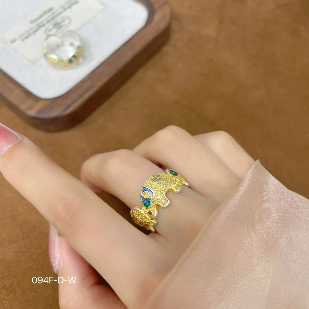 足银戒指 足银描金戒指，太平有象。镶嵌精致百搭