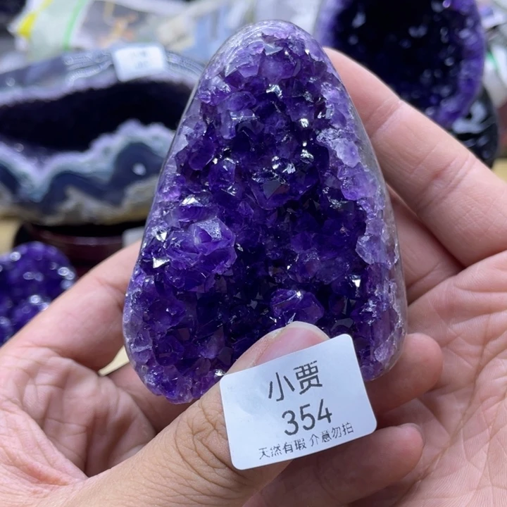 未镶嵌水晶大型摆件（非配饰）