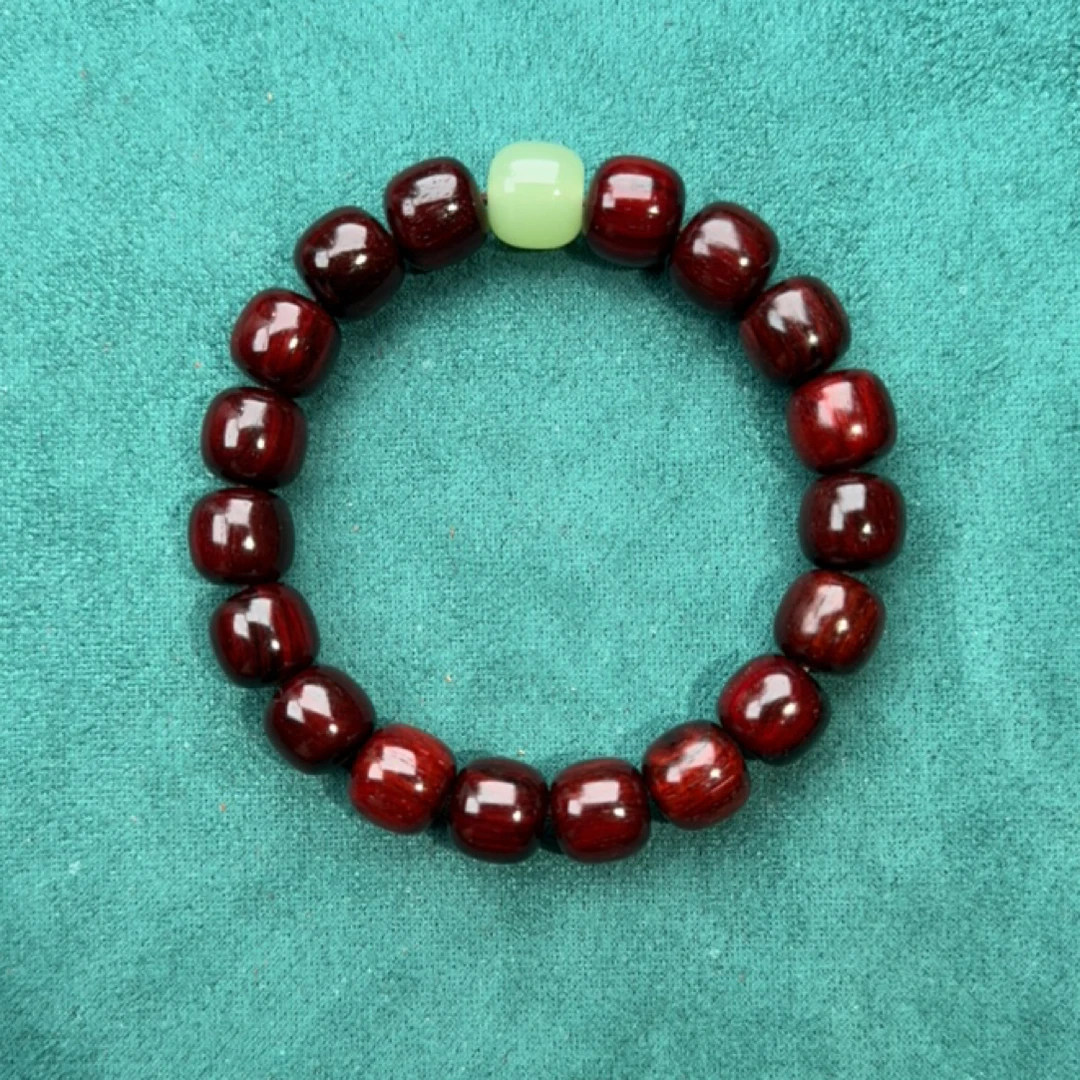 【印度小叶紫檀】鸡血红黑飘红1.2*1.1老型男女文玩手串