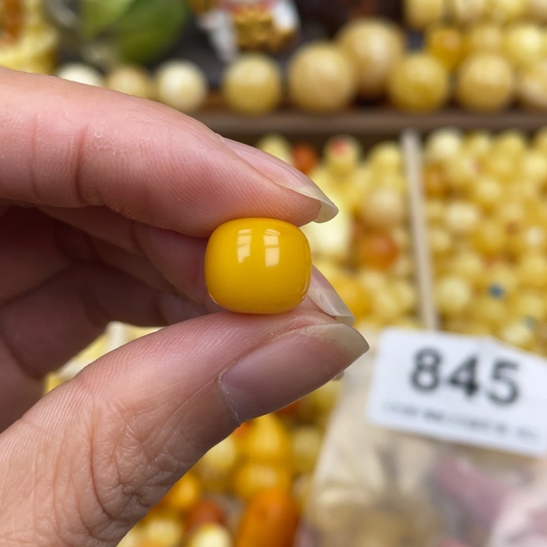 未镶嵌蜜蜡珠宝奇石俏色12.0