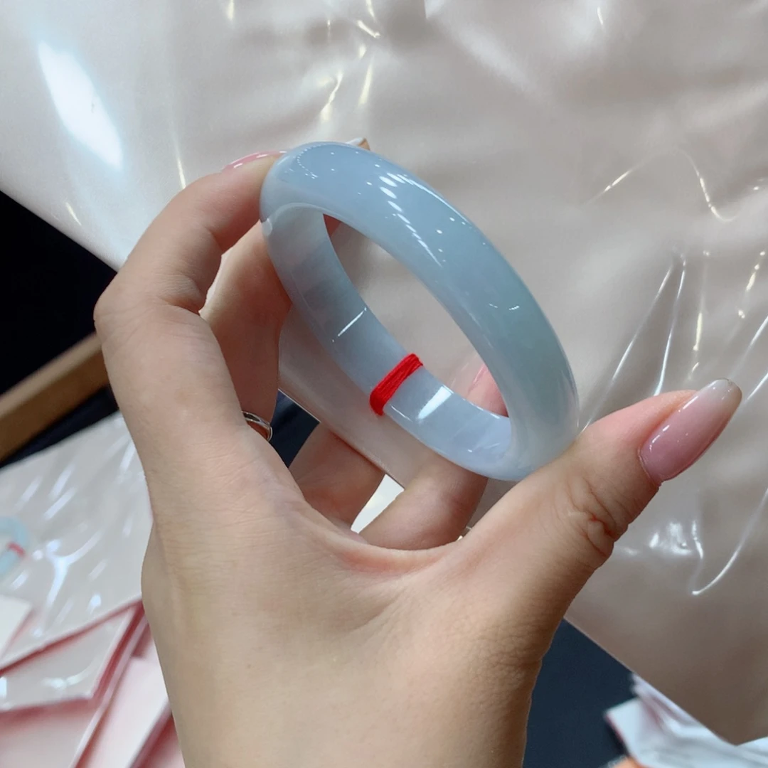 翡翠手镯未镶嵌买断