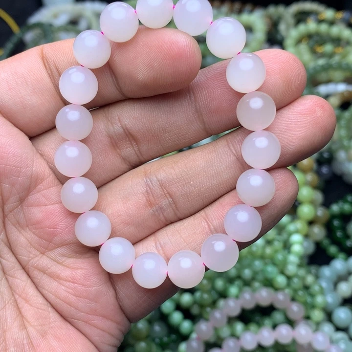 和田玉未镶嵌手串樱花粉