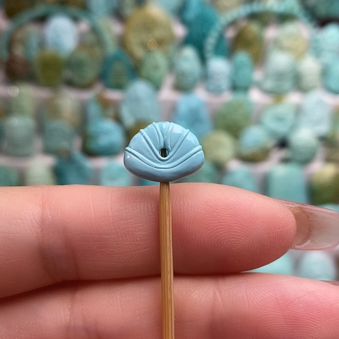 绿松石未镶嵌绿松石