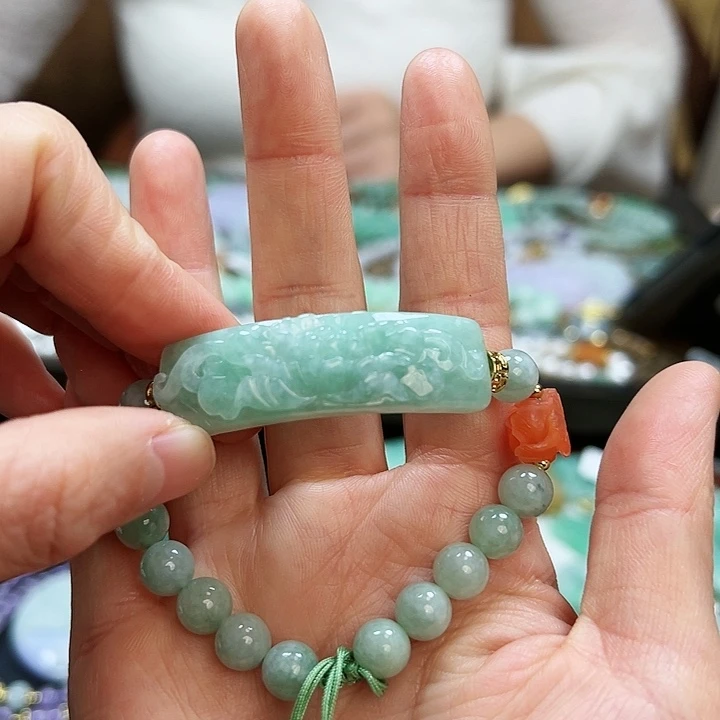 翡翠手链未镶嵌手牌