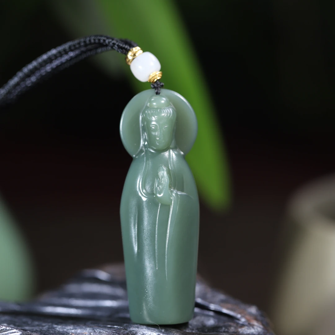 素衣 | 汪氏精品 和田玉沙枣青细腻观音牌 SP-W15