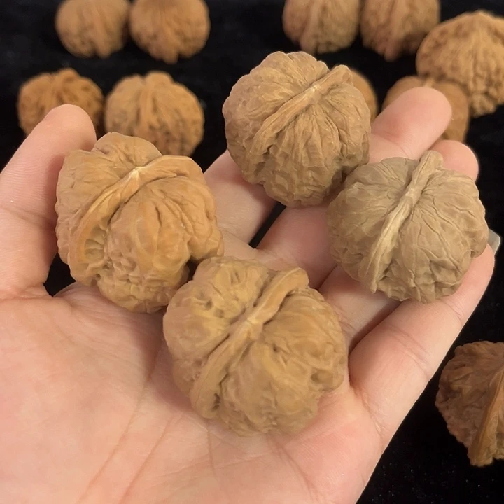 文玩核桃把件38左右瑕疵练手蛤蟆头，新手福利