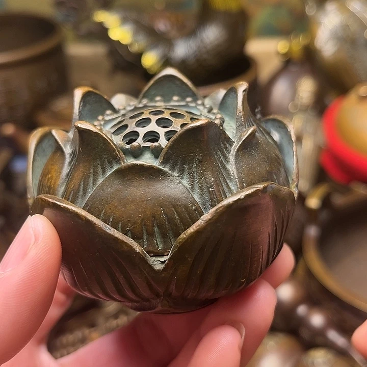 精美铜器批发档口