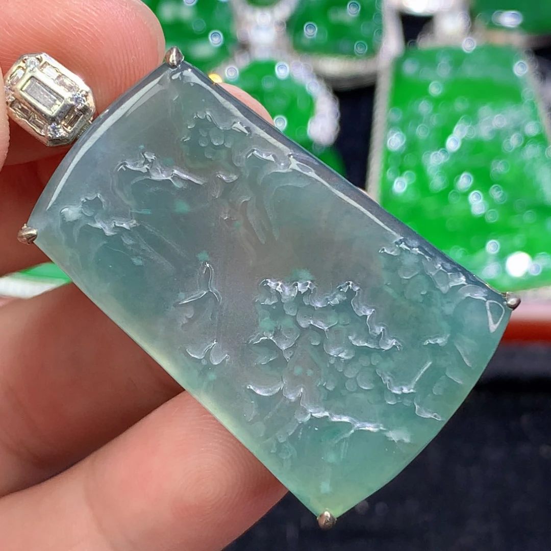 翡翠未镶嵌颈饰翡翠
