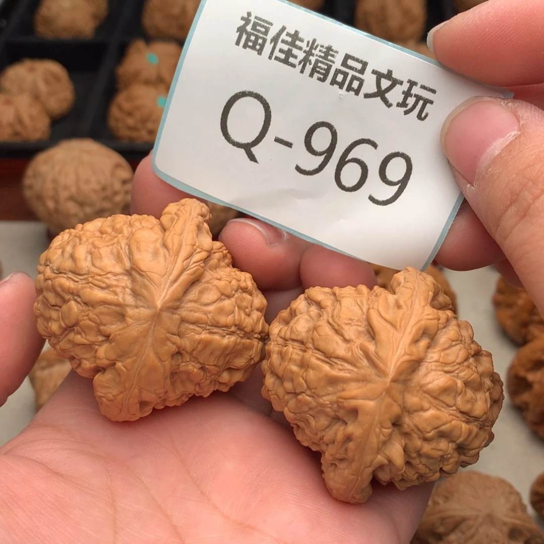 文玩核桃把件47龙鼎……..