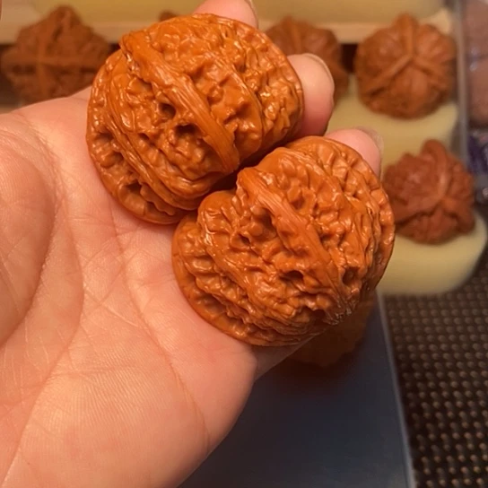 飞***刀文玩核桃吊坠核桃