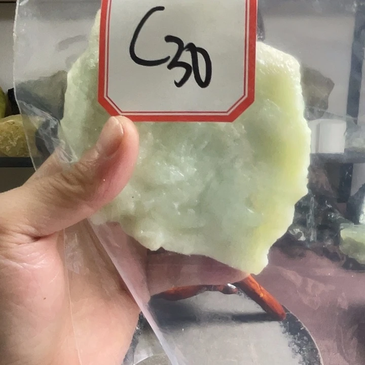 蛇纹石玉未镶嵌珠宝奇石