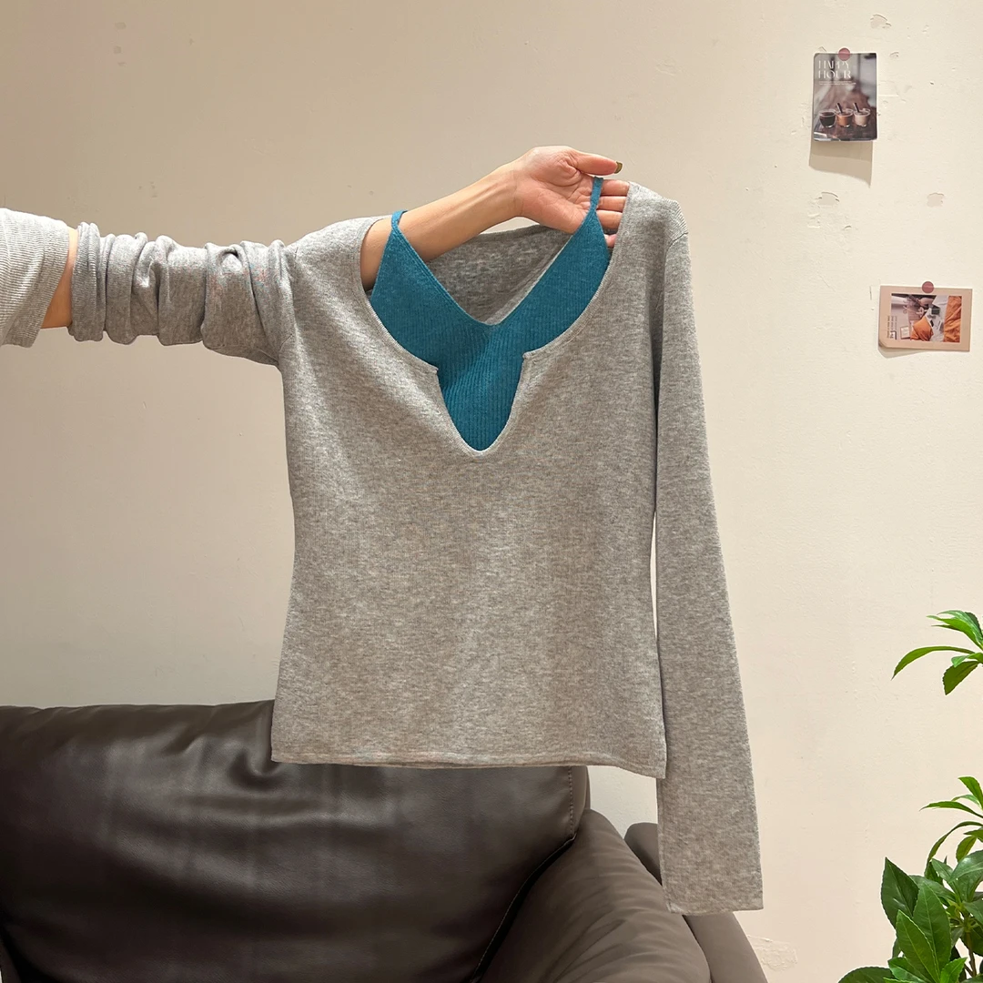 2025秋季时尚V领假两件针织衫长袖女修身显瘦设计感百搭上衣