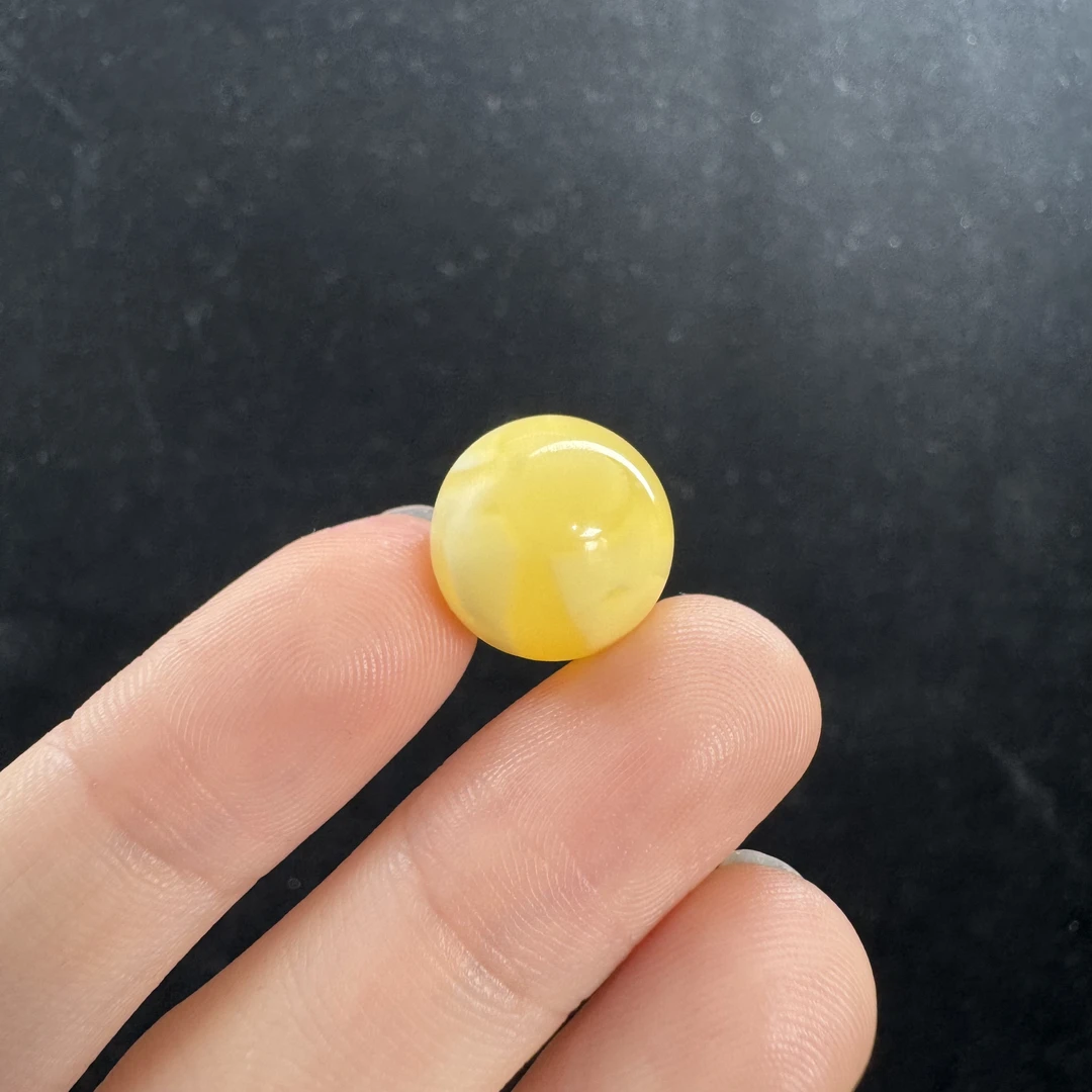 A2977天然原矿蜜蜡 鸡油黄圆珠13.9mm 支持鉴定 假一罚十