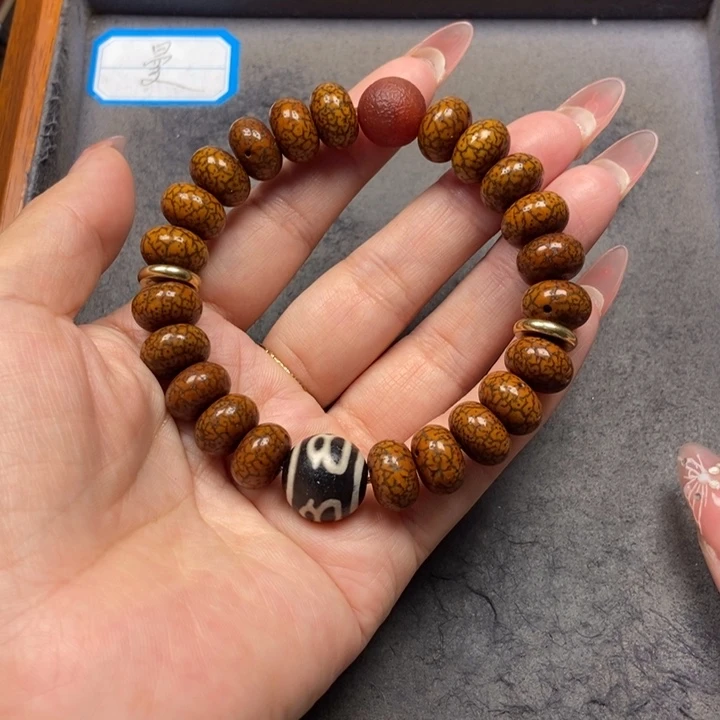 星月菩提吊坠菩提