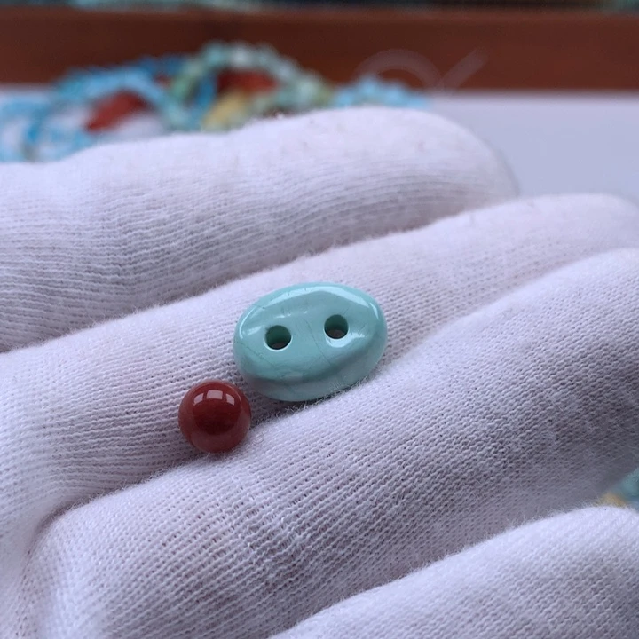 南红玛瑙未镶嵌珠宝奇石