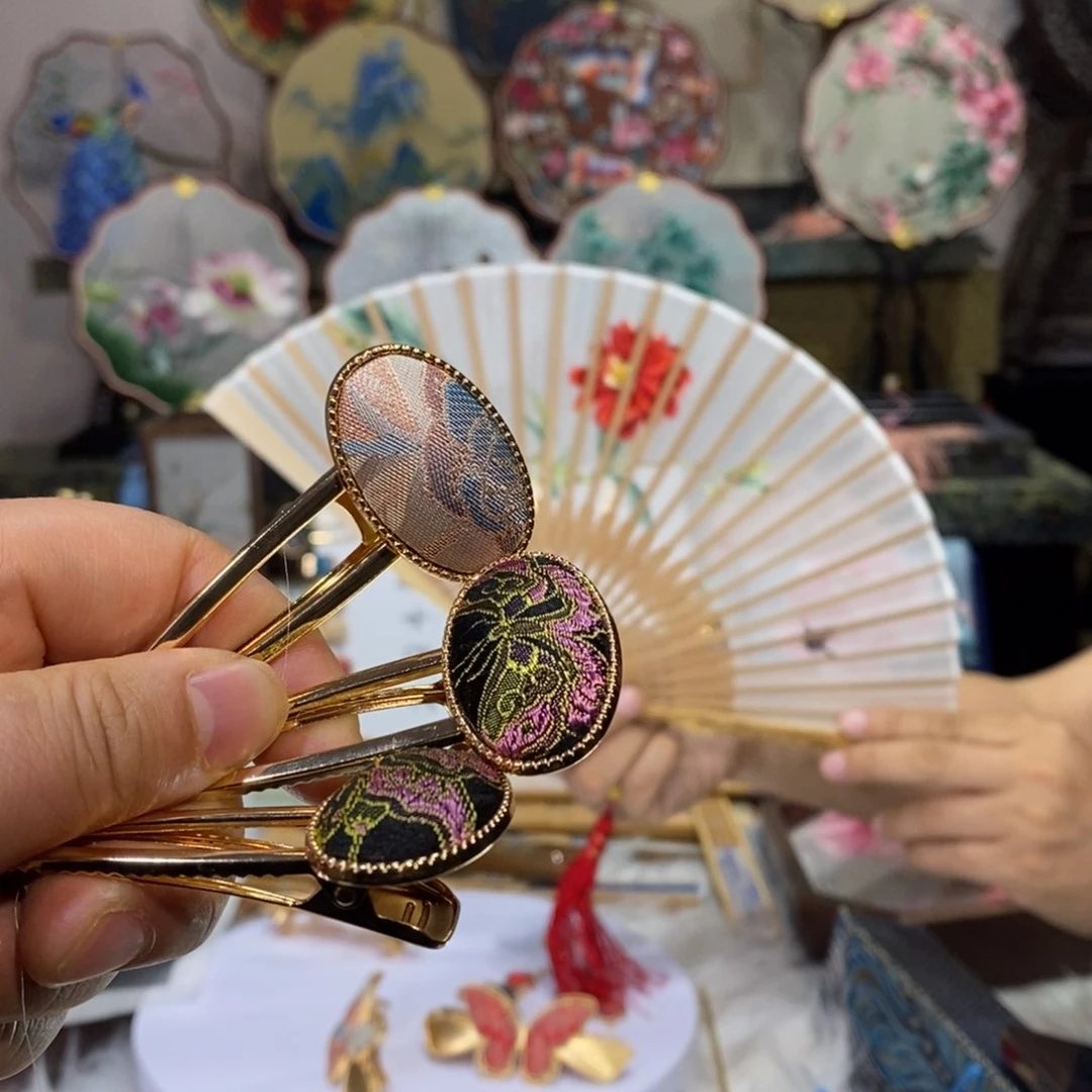 刺绣纯手工制作工艺