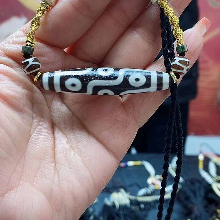 玛瑙/玉髓颈饰合金