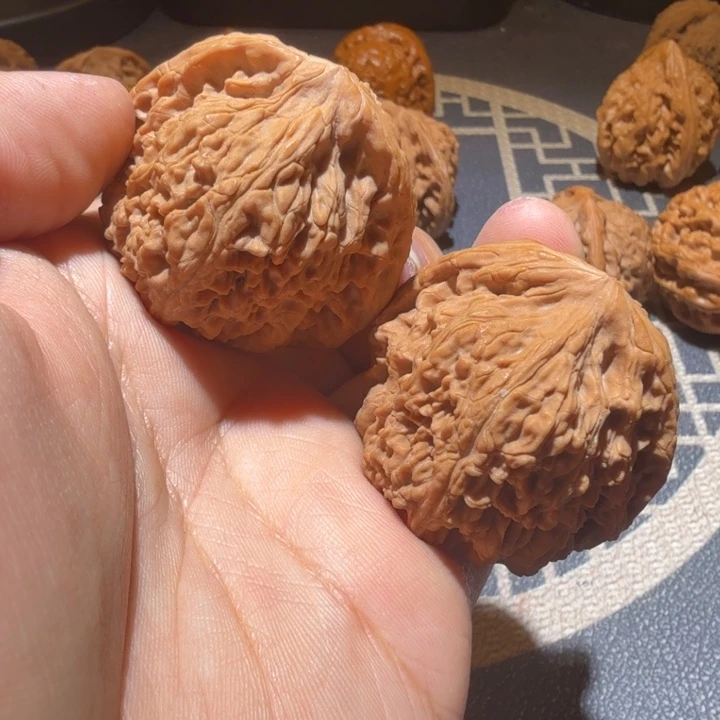 文玩核桃把件南疆