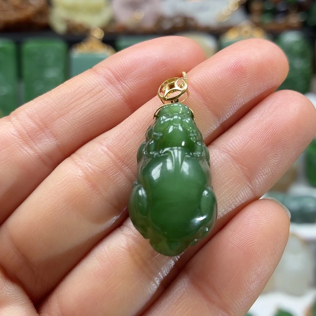 和田玉18K金镶嵌颈饰