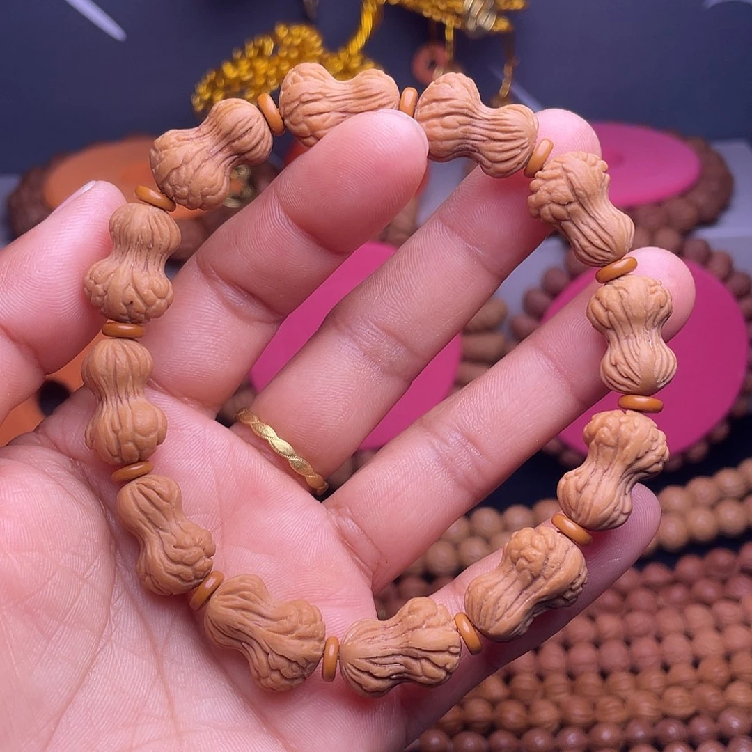 征***上桃核吊坠秦岭龙纹桃核白菜